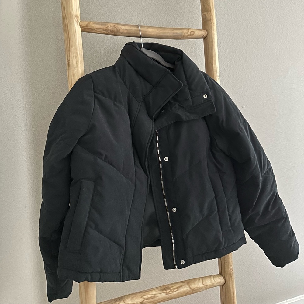 Abercrombie and Fitch Puffer NEW size S